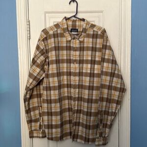 Patagonia Lomg Sleeve lightweight Shirt XL